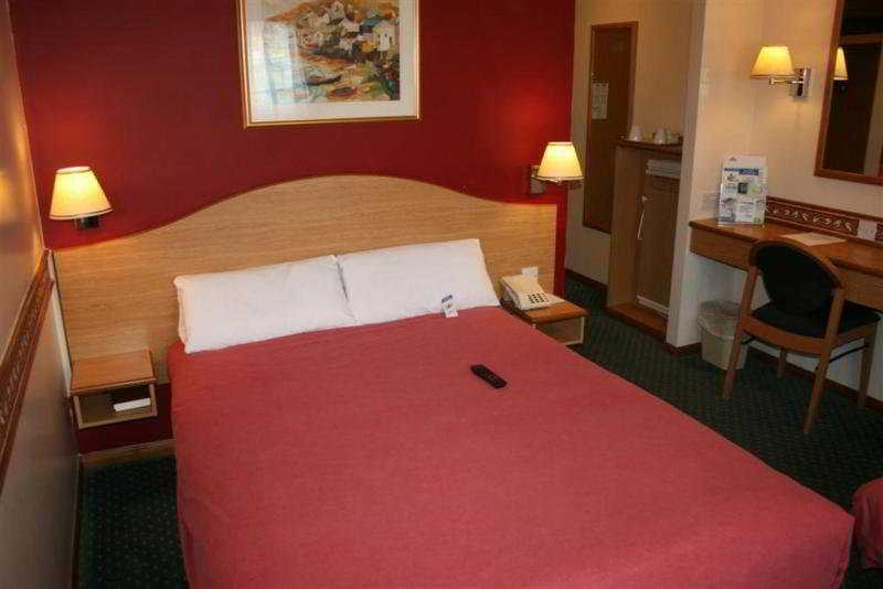 Days Inn Bridgend Cardiff Kültér fotó